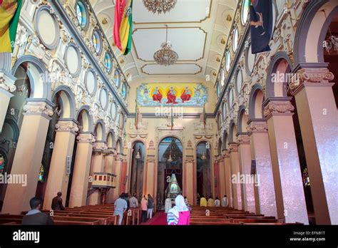  Nhà thờ Holy Trinity ở Addis Ababa: Kiệt tác kiến trúc tôn giáo và chứng nhân lịch sử